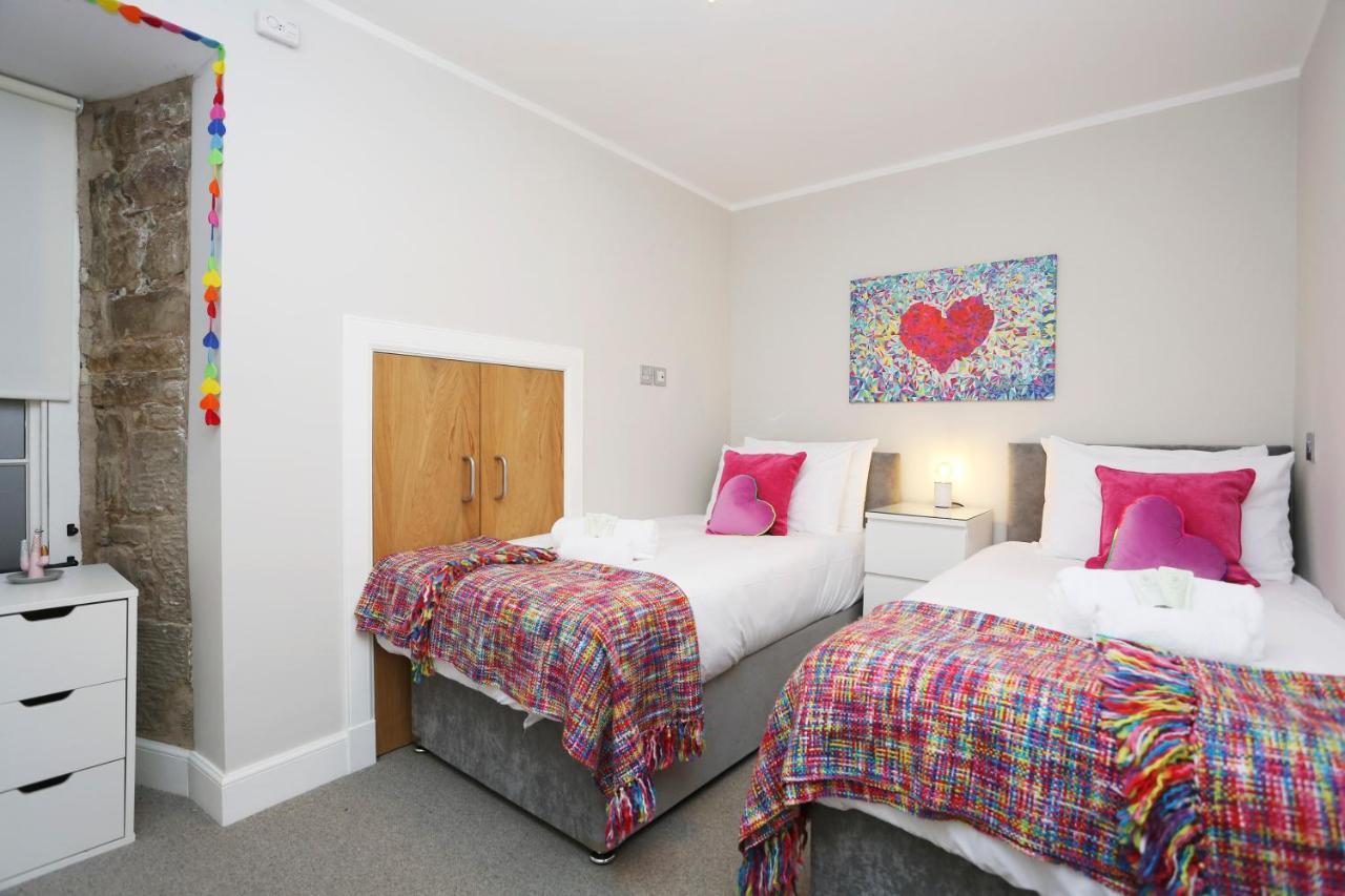 Joivy Elegant Home At The Heart Of The Royal Mile Édimbourg Extérieur photo