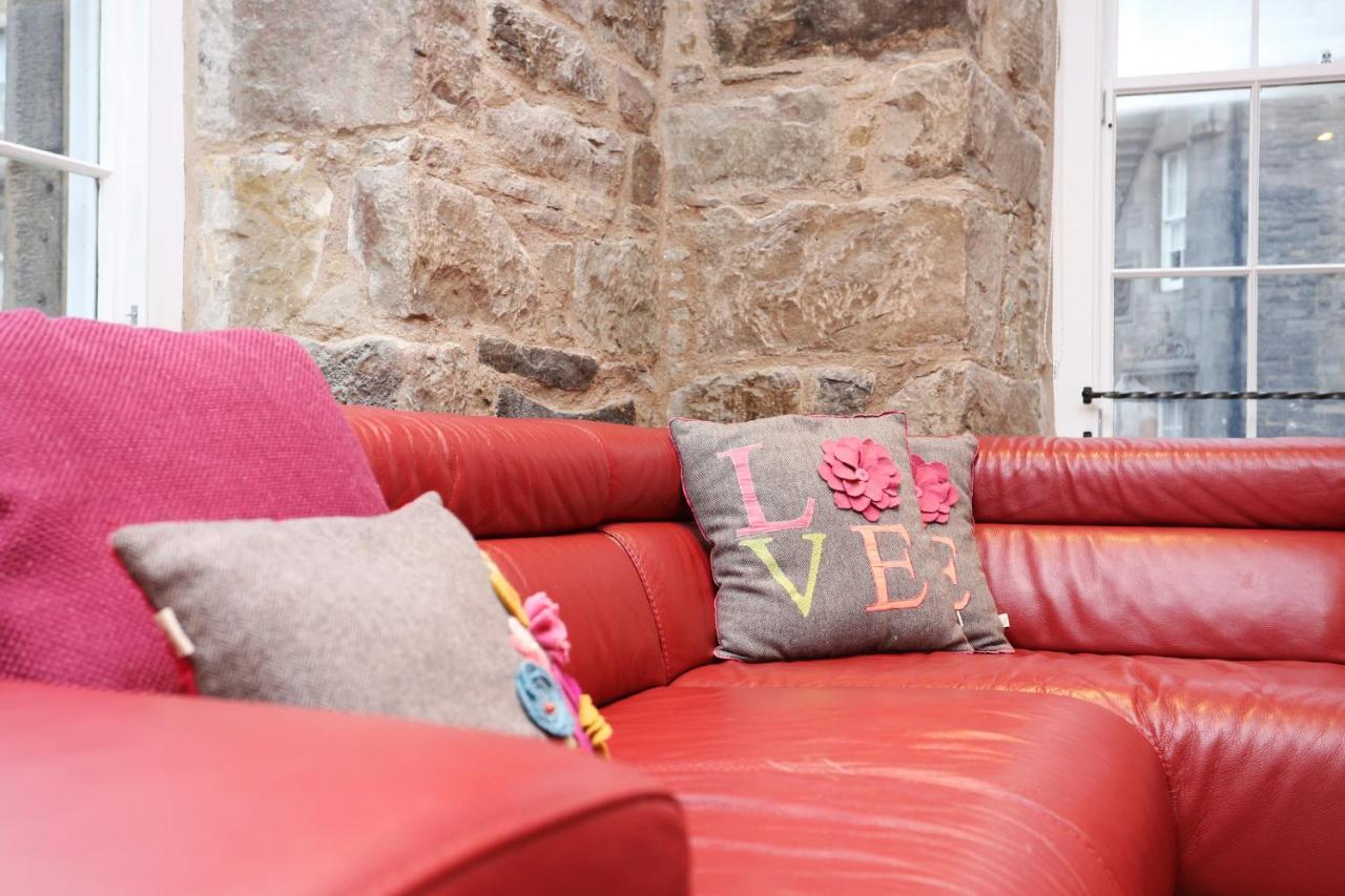 Joivy Elegant Home At The Heart Of The Royal Mile Édimbourg Extérieur photo