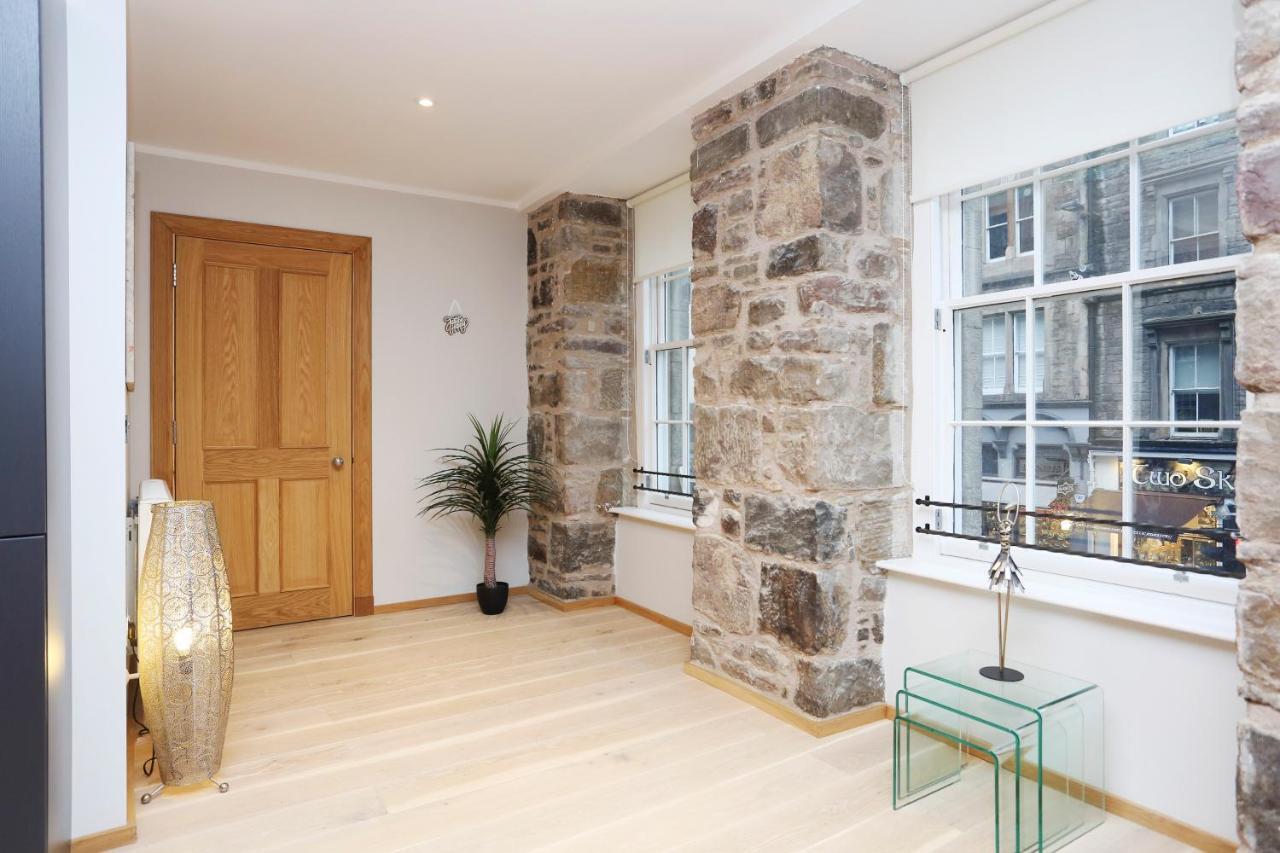 Joivy Elegant Home At The Heart Of The Royal Mile Édimbourg Extérieur photo